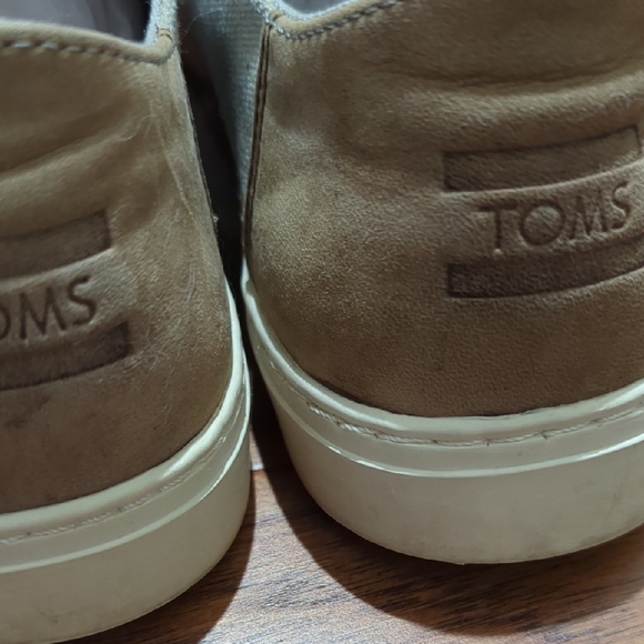 TOMS Men's Casual Sneakers - Picture 3 of 4